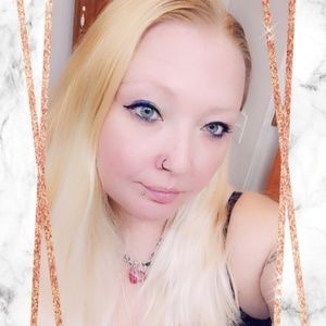 Meet your Posher, Pam